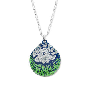 Flower Mollusk Necklace